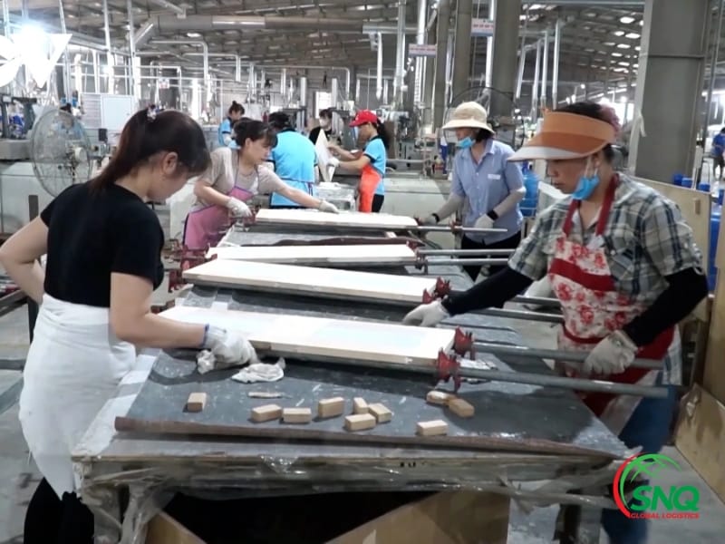 Hàng sản xuất xuất khẩu là gì  Và mã loại hình E62