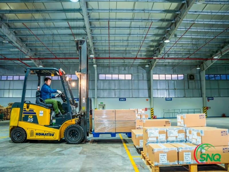 Lưu kho và sắp xếp